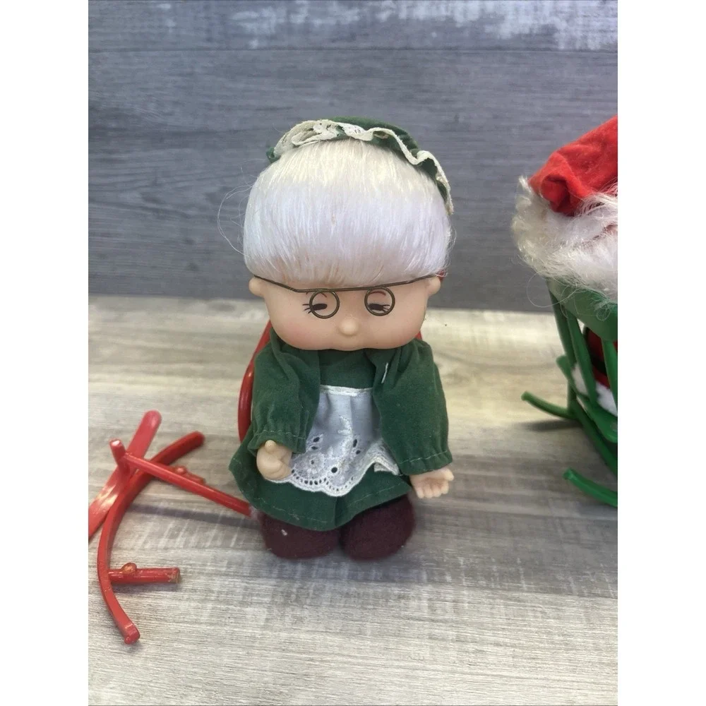 Rockababies Musical Rocking Mr Mrs Claus Plays Santa Coming To Town Santa VTG
